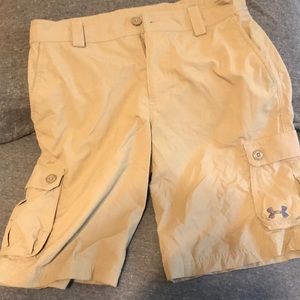 Boys Under Armour cargo short